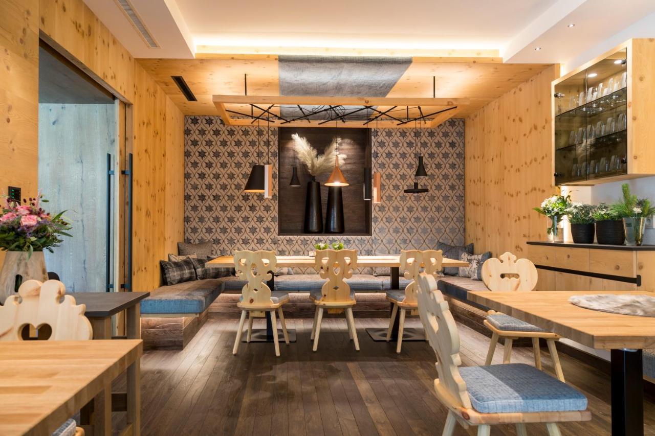 Hotel Sonnblick ซังคท์เลออนฮาร์ด อิม พิทซ์ทัล ภายนอก รูปภาพ